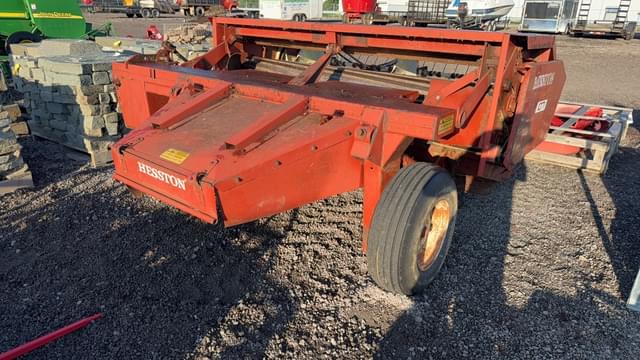 Image of Hesston 1071 equipment image 4