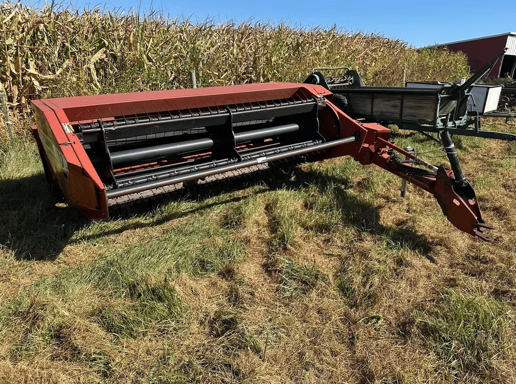 Hesston 1120 Equipment Image0