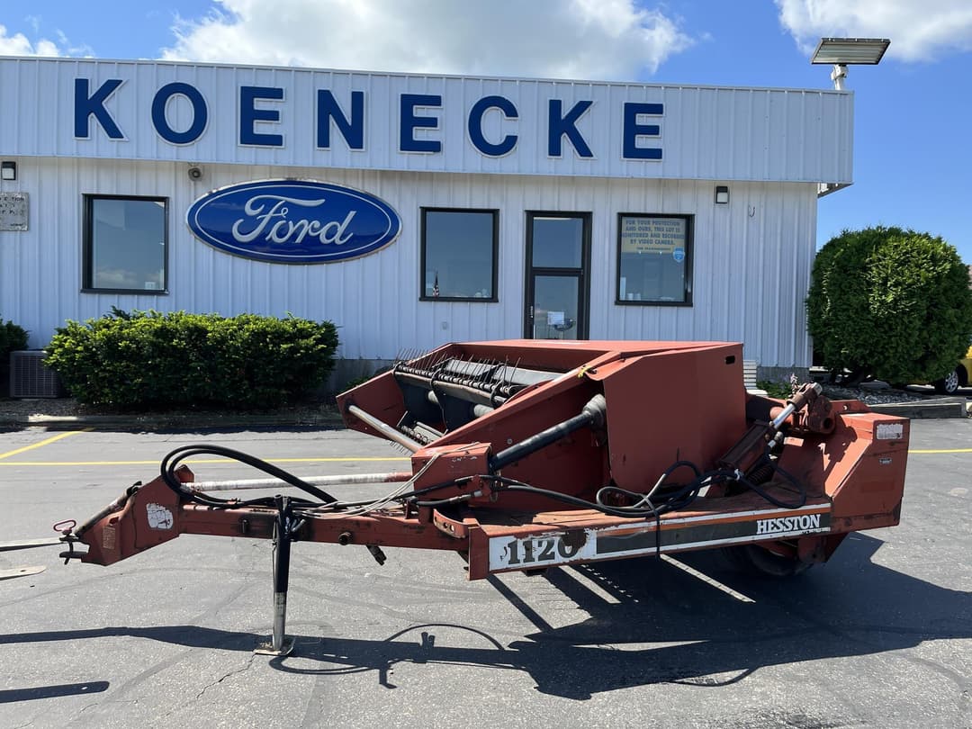 Image of Hesston 1120 Image 1