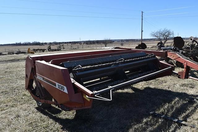 Image of Hesston 1130 equipment image 3