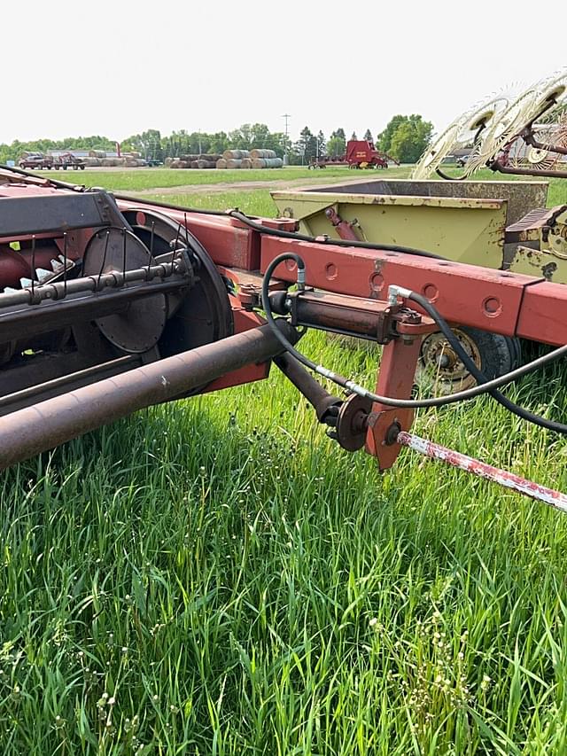 Image of Hesston 1150 equipment image 2