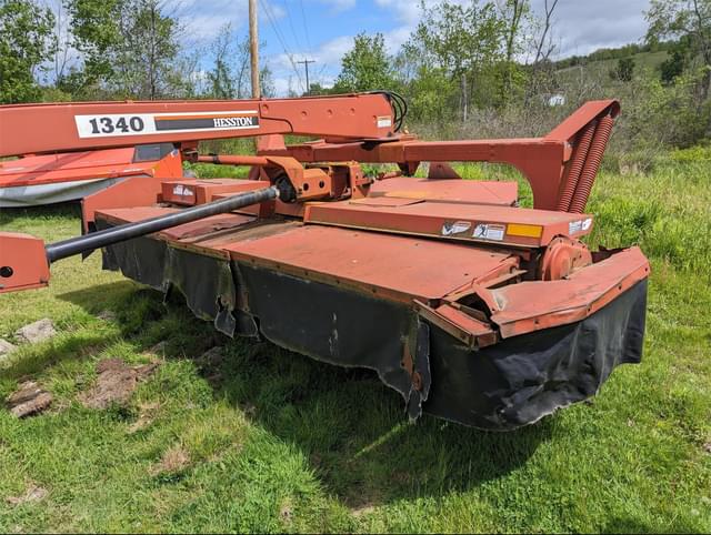Image of Hesston 1340 equipment image 2