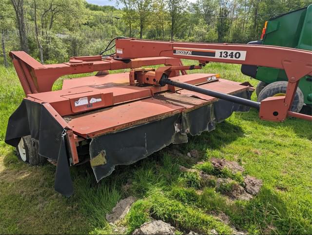 Image of Hesston 1340 equipment image 3