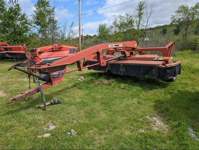 Image of Hesston 1340 equipment image 1