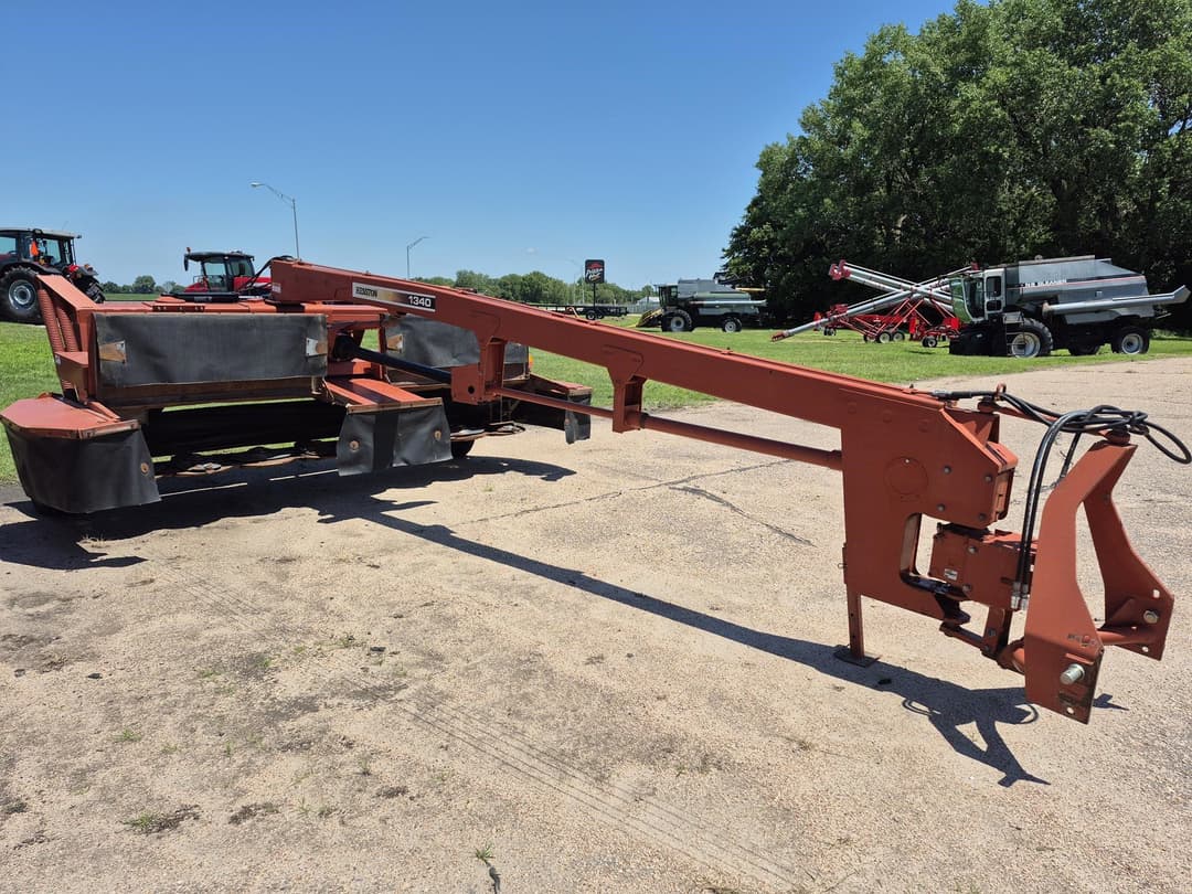 Image of Hesston 1340 Image 1