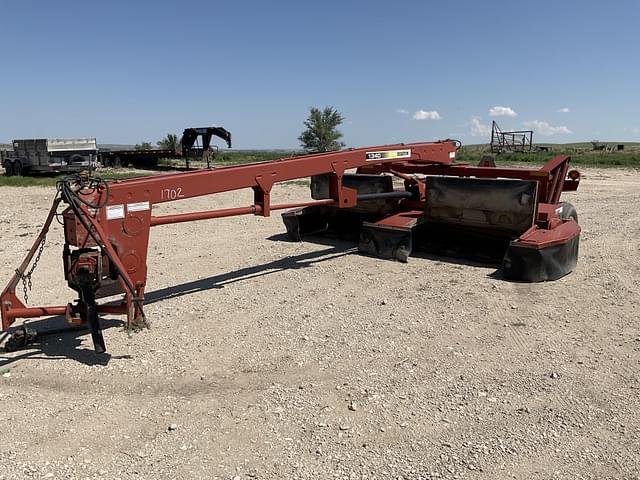 Image of Hesston 1340 equipment image 1