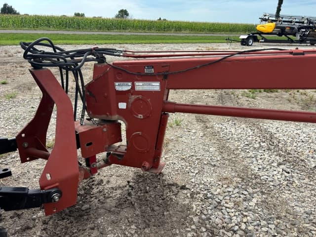 Image of Hesston 1365 equipment image 2