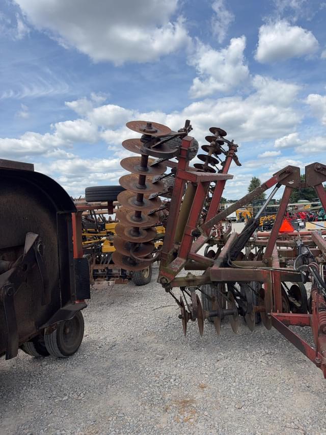 Image of Hesston 2440 equipment image 3