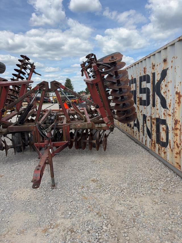 Image of Hesston 2440 equipment image 2