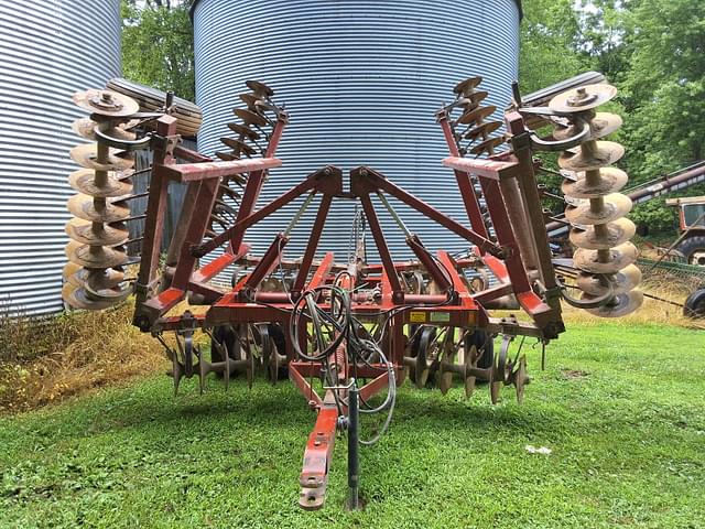 Image of Hesston 2440 equipment image 1