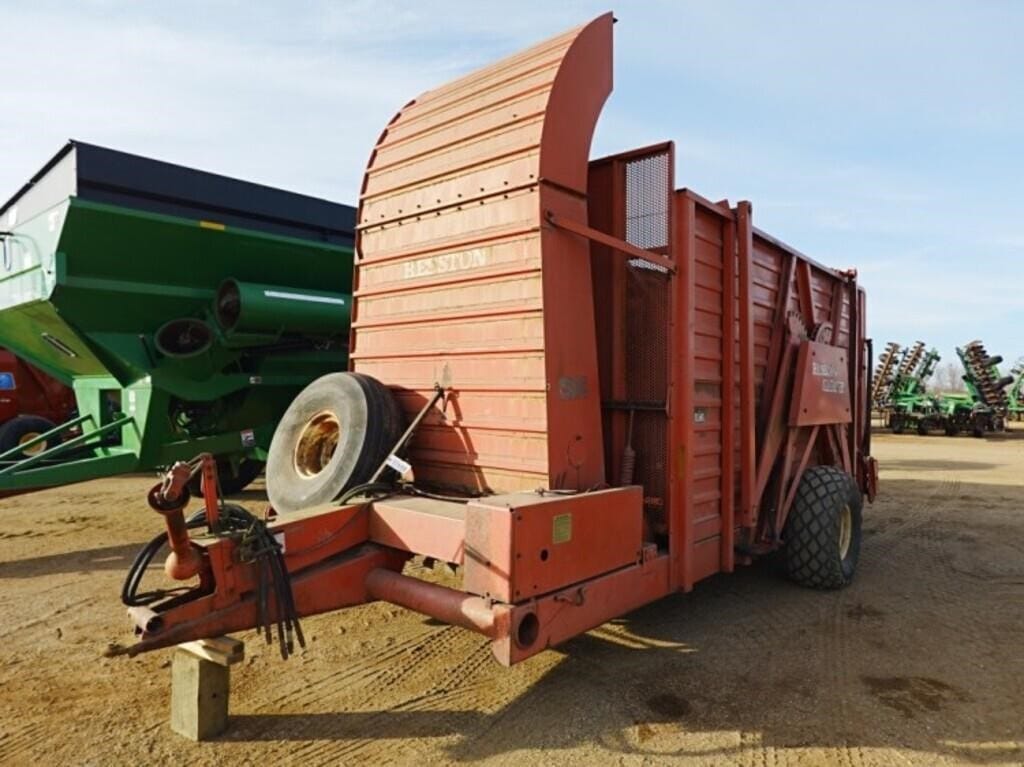 Hesston 30A Equipment Image0