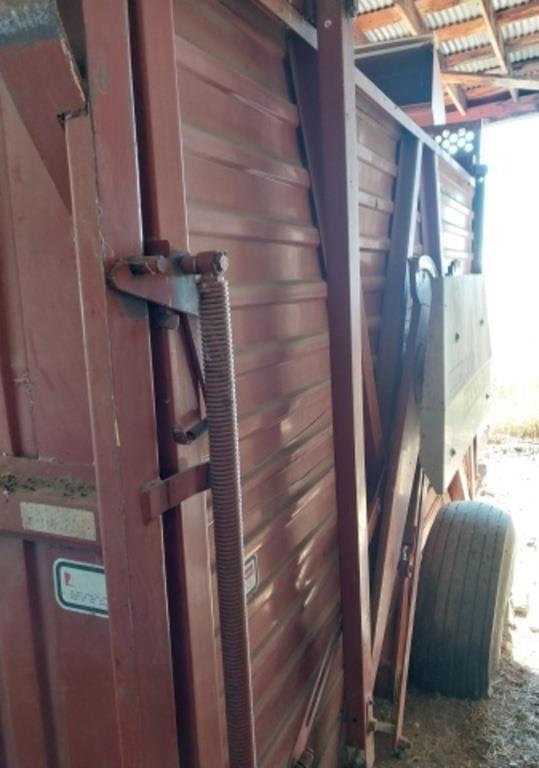 Image of Hesston SH30B equipment image 4