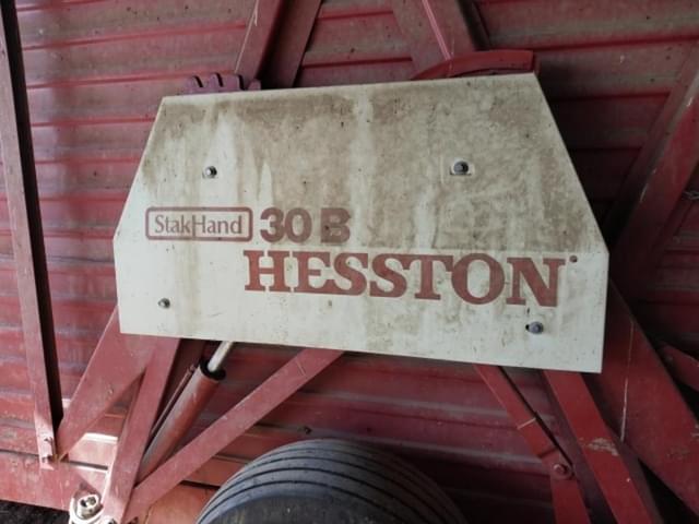 Image of Hesston SH30B equipment image 2