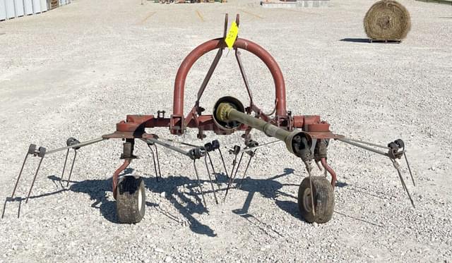 Image of Hesston 3710 equipment image 1