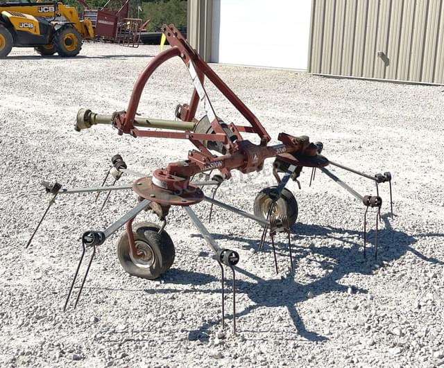 Image of Hesston 3710 equipment image 4