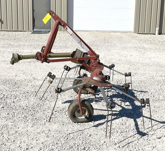 Image of Hesston 3710 equipment image 3