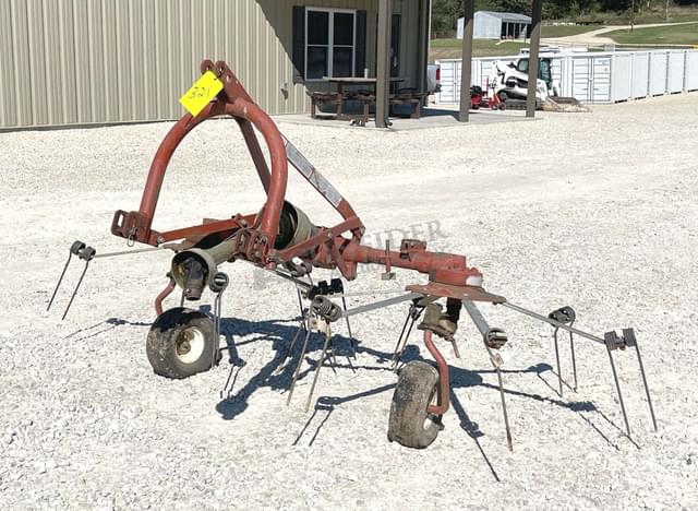 Image of Hesston 3710 equipment image 2