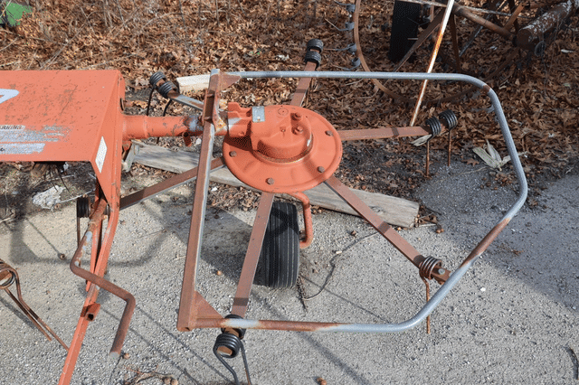 Image of Hesston 3710 equipment image 1