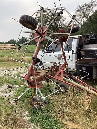 Hesston 3717 Equipment Image0