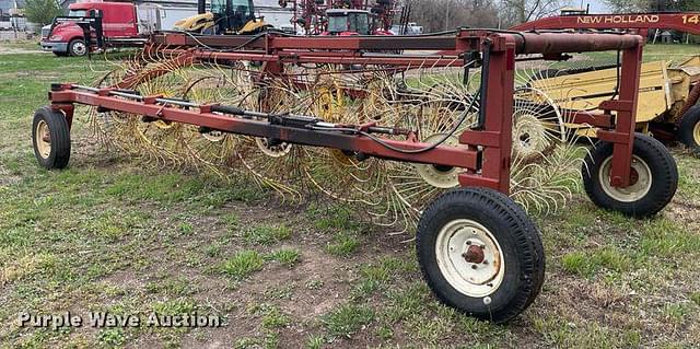 Thumbnail image Hesston 3983 6