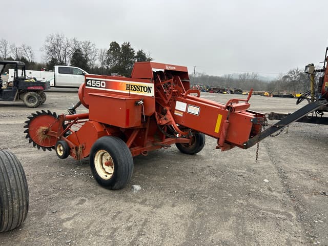 Image of Hesston 4550 equipment image 1