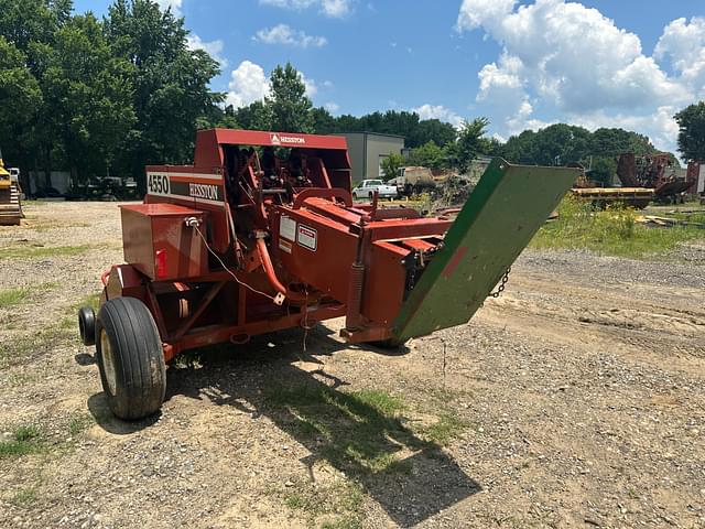 Image of Hesston 4550 equipment image 3