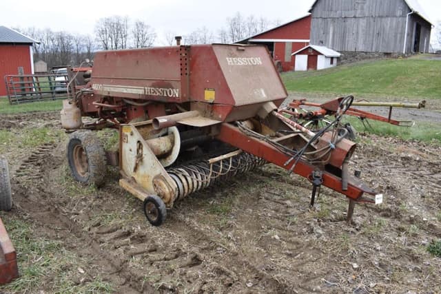 Image of Hesston 4600 equipment image 1