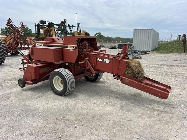Image of Hesston 4655 equipment image 3