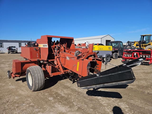 Image of Hesston 4655 equipment image 4