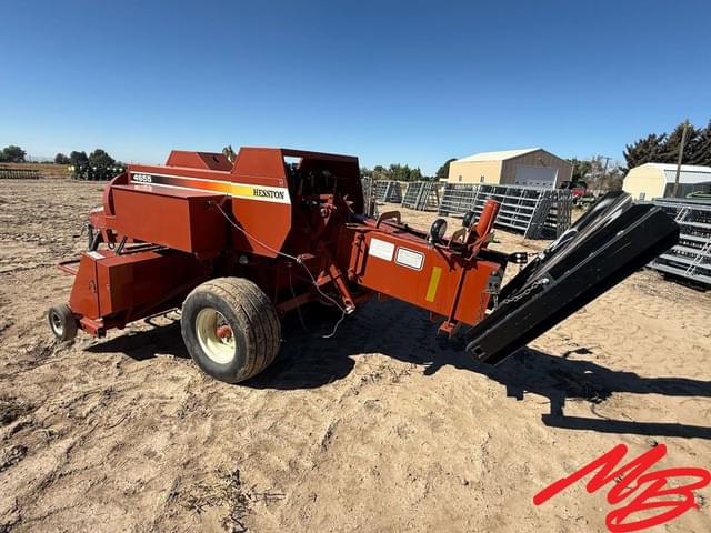 Image of Hesston 4655 equipment image 2