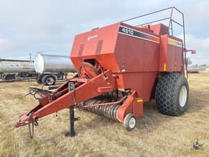 2000 Hesston 4900 Image