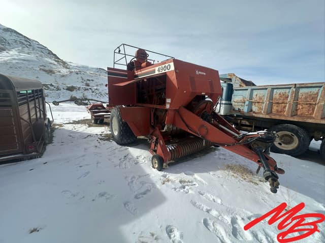 Image of Hesston 4900 equipment image 2