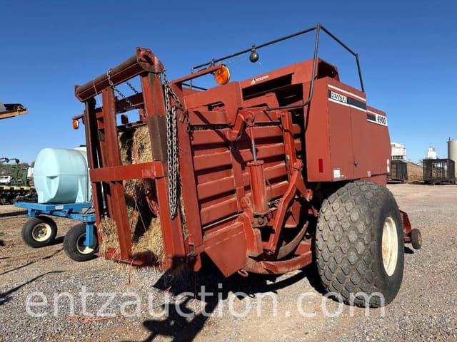 Image of Hesston 4900 equipment image 2