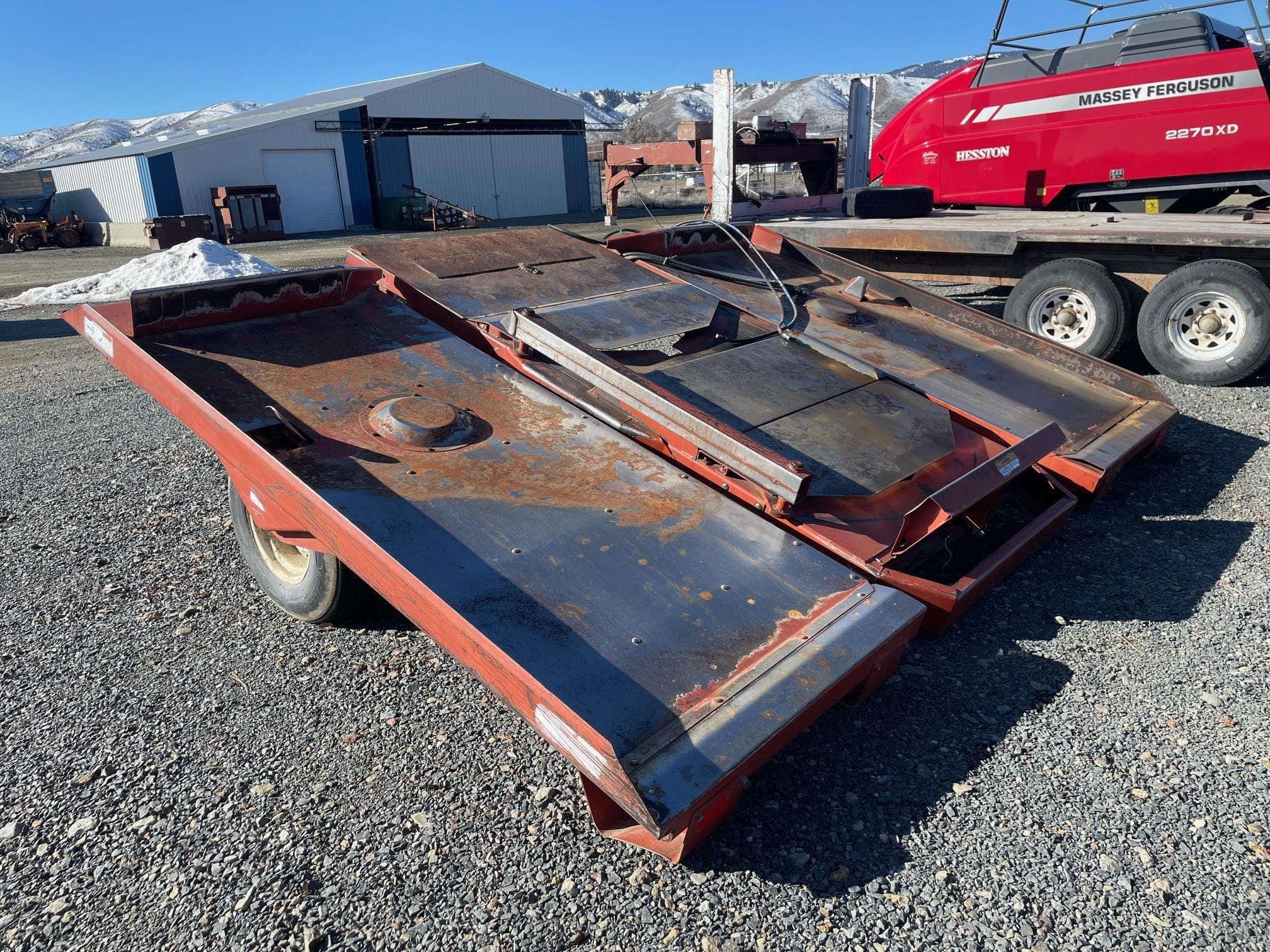 Hesston 4920 Equipment Image0