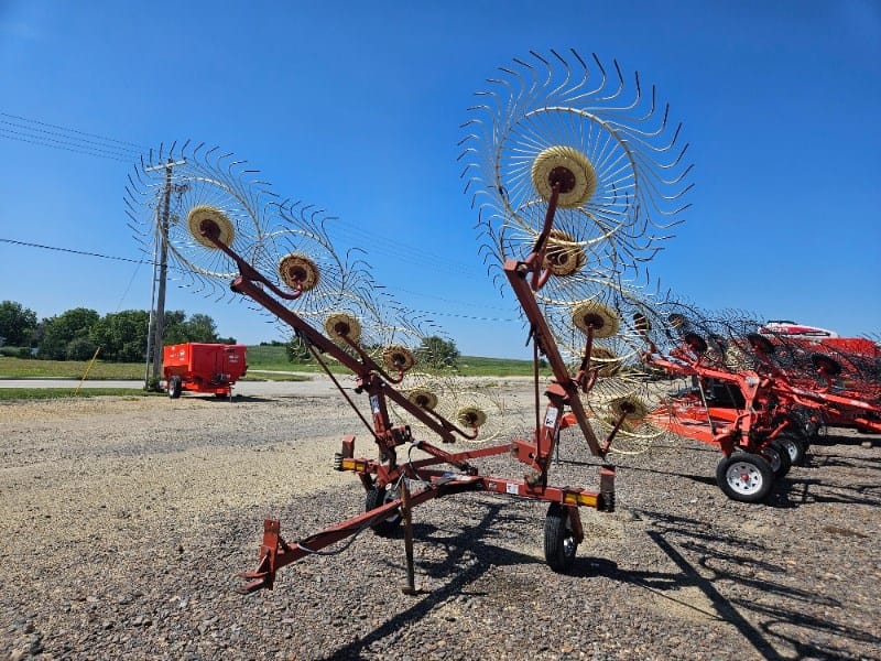 Main image Hesston 5012