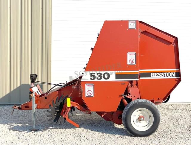 Image of Hesston 530 equipment image 3