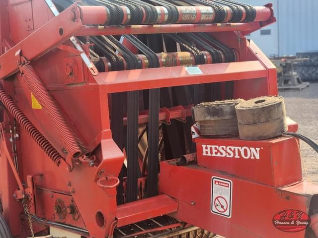 Image of Hesston 5600 equipment image 1