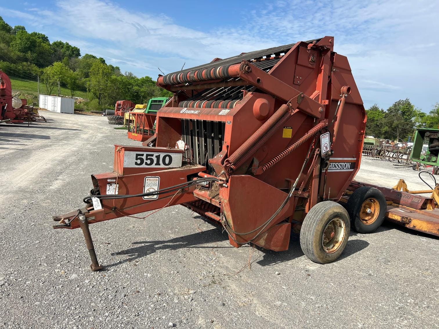 Hesston 5510 Equipment Image0