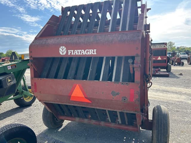 Image of Hesston 5510 equipment image 4