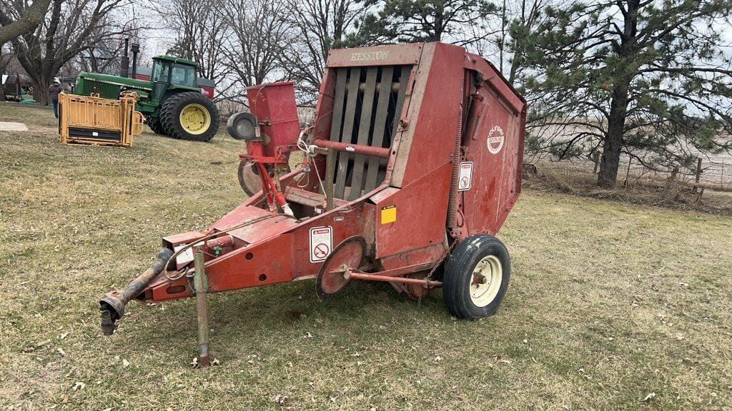 Main image Hesston 5530