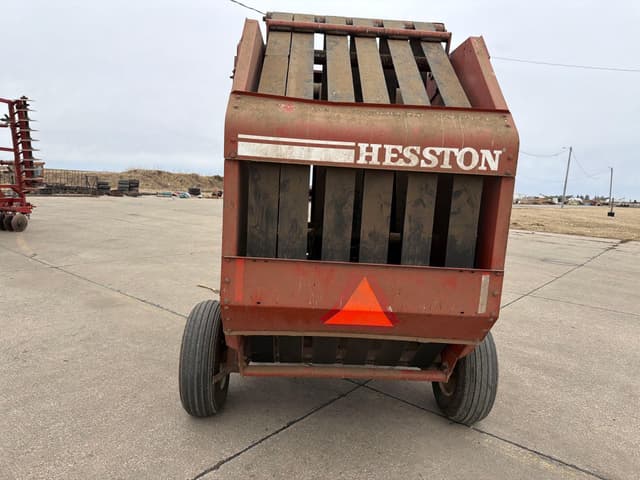 Image of Hesston 5540 equipment image 3