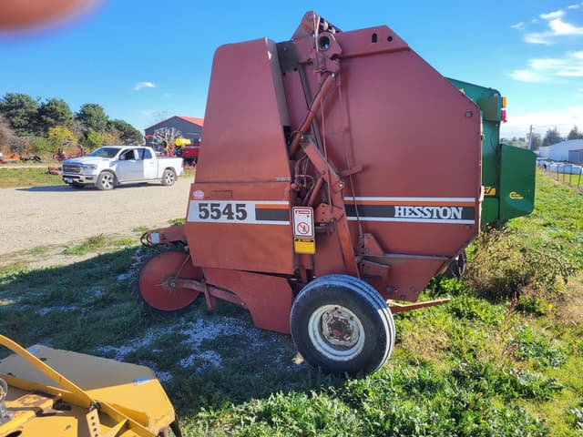 Image of Hesston 5545 equipment image 2