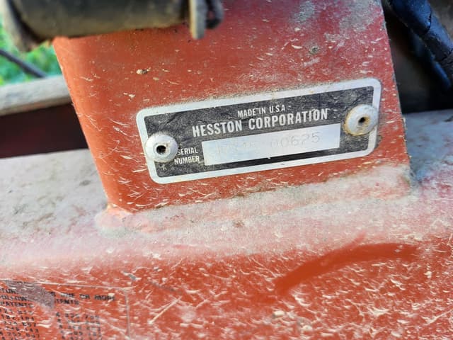 Image of Hesston 5545 equipment image 4