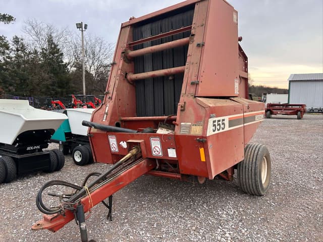 Image of Hesston 555 equipment image 1