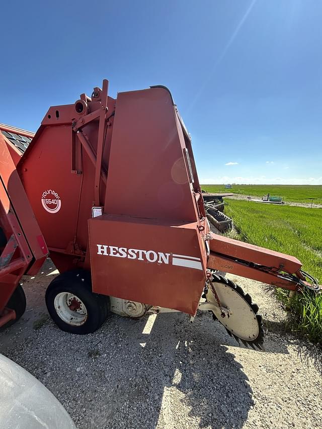 Image of Hesston 5580 equipment image 3