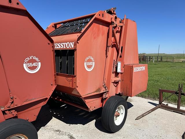 Image of Hesston 5580 equipment image 2