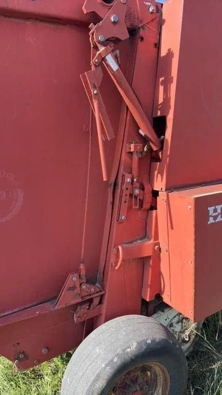 Image of Hesston 5580E equipment image 3