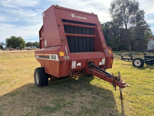 Image of Hesston 560 equipment image 2