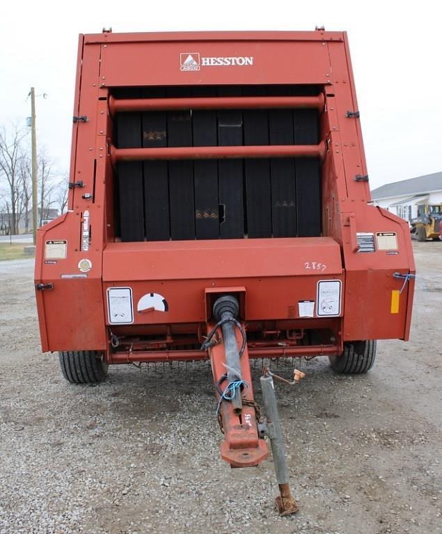 Image of Hesston 560 equipment image 1