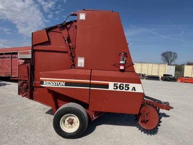 Image of Hesston 565A equipment image 1